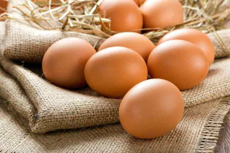 Trứng gà là thực phẩm quen thuộc và giàu dinh dưỡng