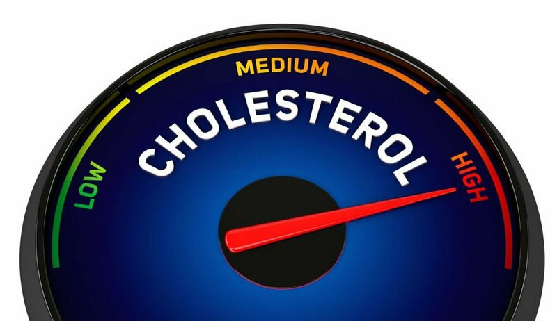 Sử dụng nui chiên bơ tỏi thường xuyên dễ khiến cholesterol tăng lên