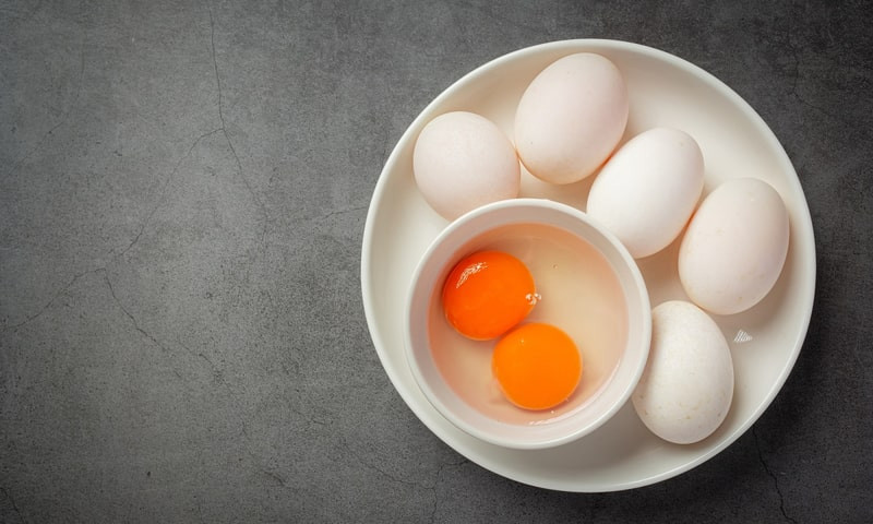 Trứng vịt chỉ nên được bổ sung vào thực đơn 2-3 quả mỗi tuần