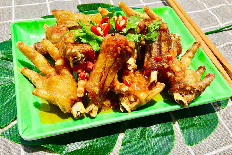 Hướng dẫn cách làm chân gà chiên nước mắm ngon chuẩn vị